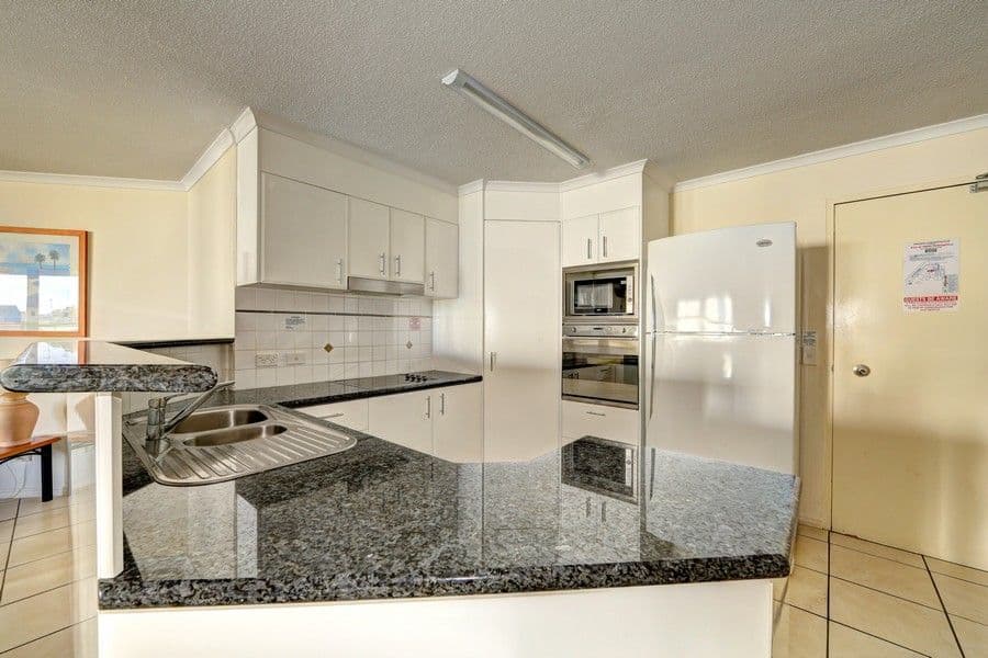 4 Baxter Street, Bargara QLD 4670, Bargara - Thumbnail 2