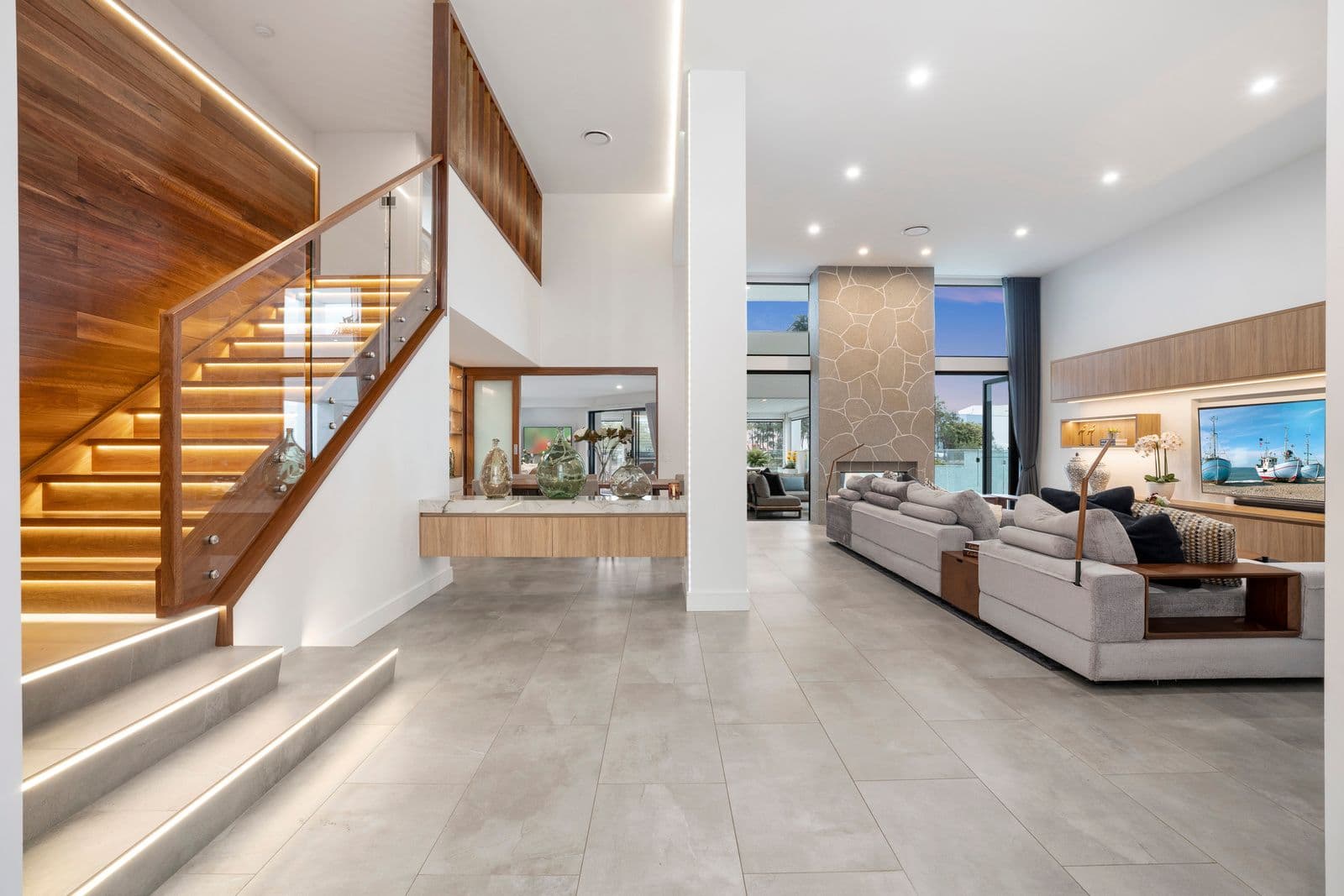 131 Morala Avenue, Runaway Bay QLD 4216, Runaway Bay - Thumbnail 6