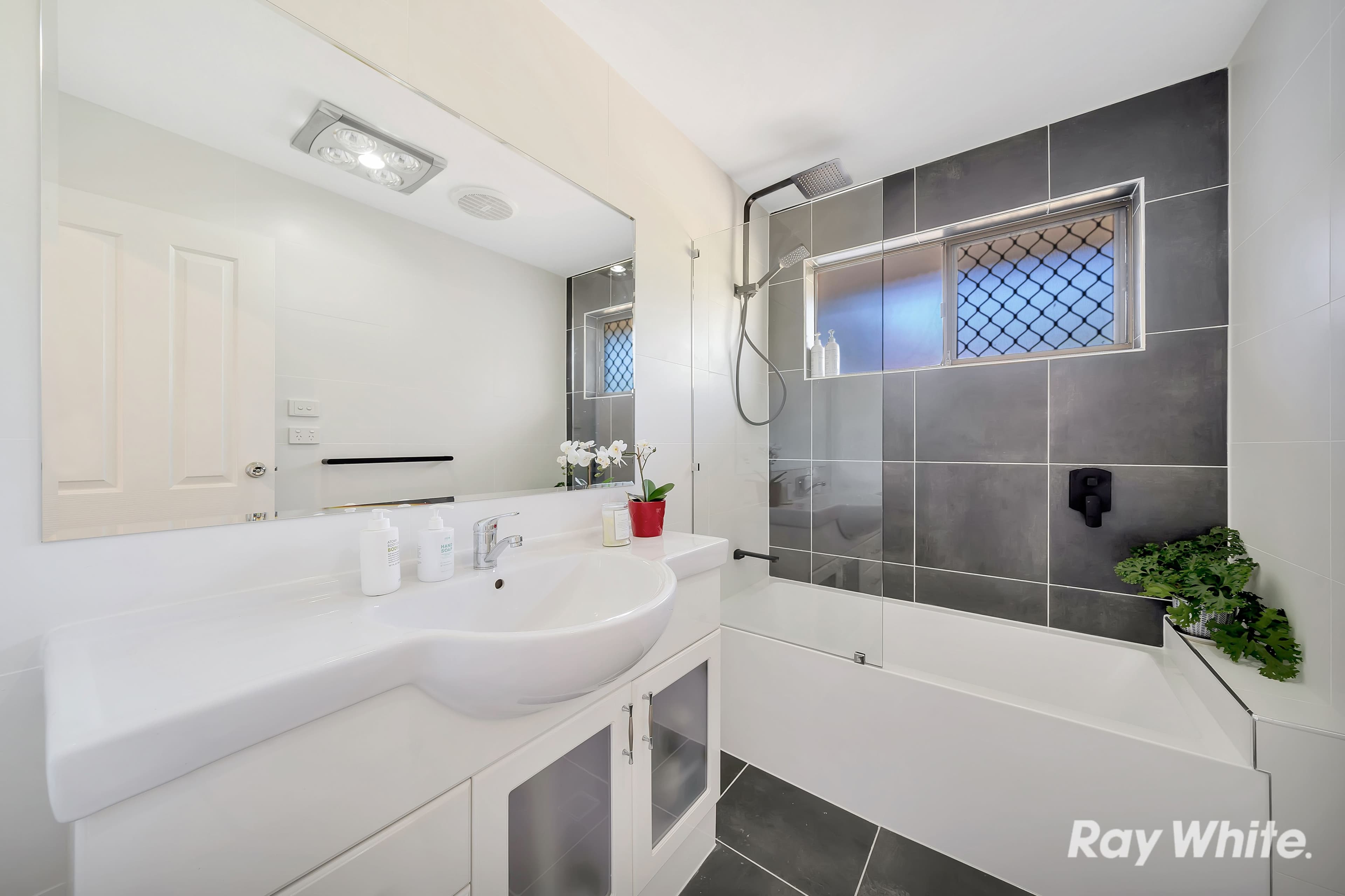 2 Ellington Street, Browns Plains QLD 4118, Browns Plains - Thumbnail 7