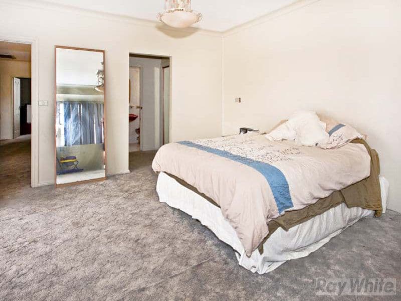 3 Yarra Place, ST JOHNS PARK NSW 2176, St Johns Park - Thumbnail 6