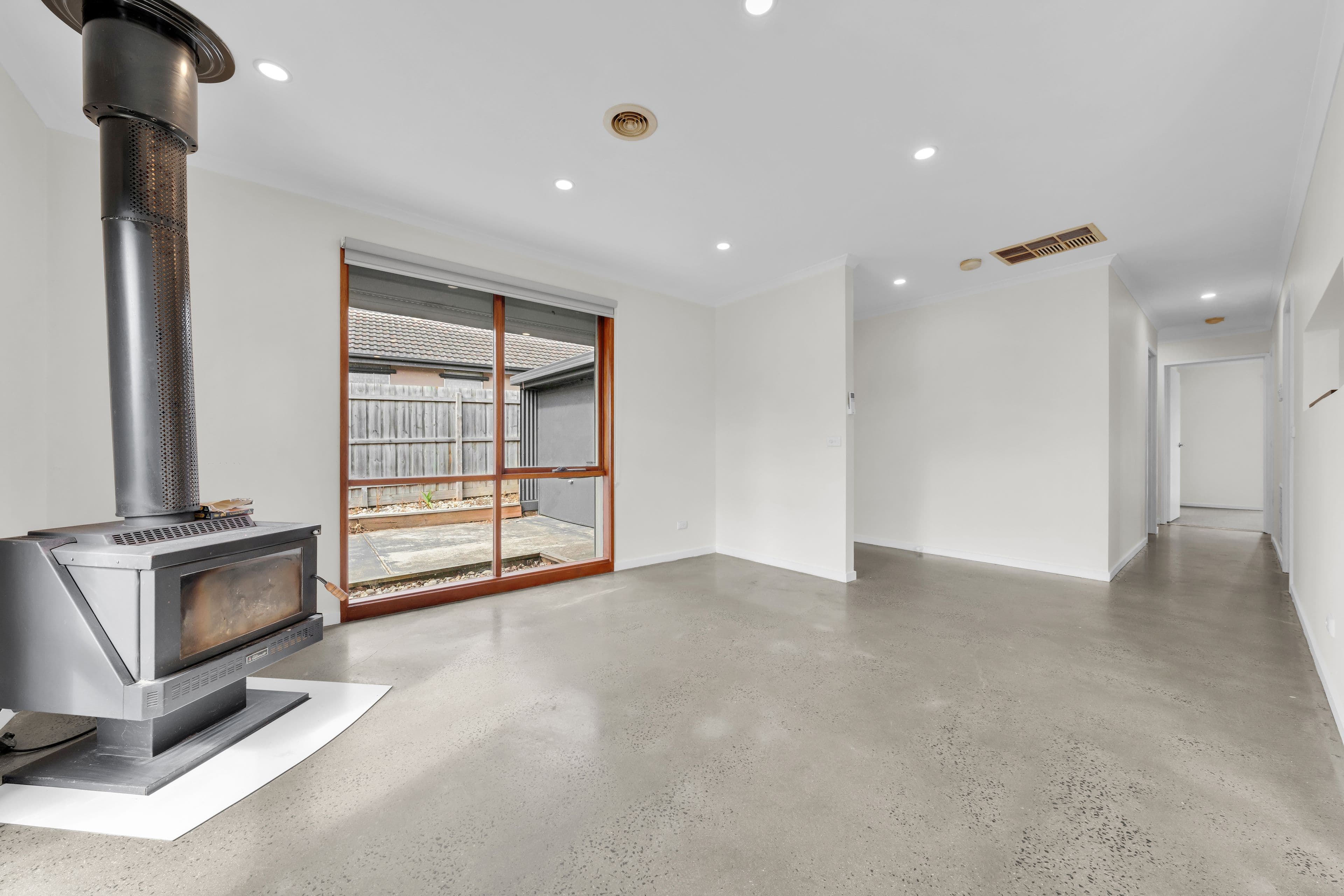 7 Stalwart Avenue, Hastings VIC 3915, Hastings - Thumbnail 2