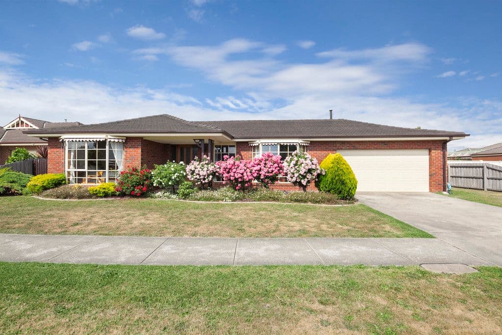 38 Robertson Drive, Alfredton VIC 3350, Alfredton - Image 1