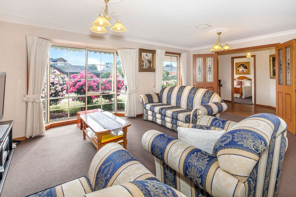 38 Robertson Drive, Alfredton VIC 3350, Alfredton - Thumbnail 2