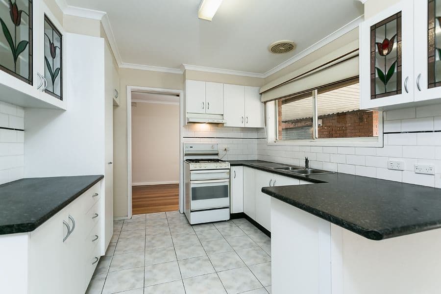 42 Robyn Avenue, ALBANVALE VIC 3021, Albanvale - Thumbnail 4