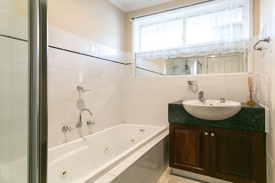 42 Robyn Avenue, ALBANVALE VIC 3021, Albanvale - Thumbnail 6
