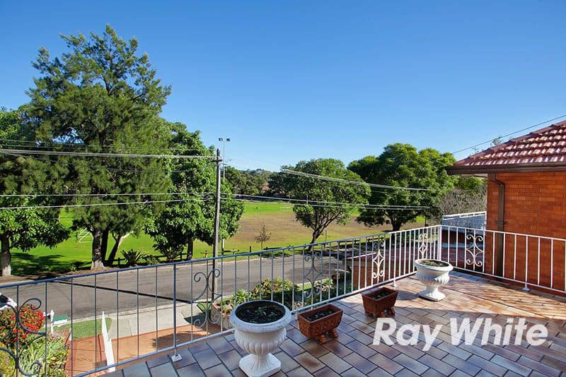 16 Parkview Avenue, PENSHURST NSW 2222, Penshurst - Thumbnail 4