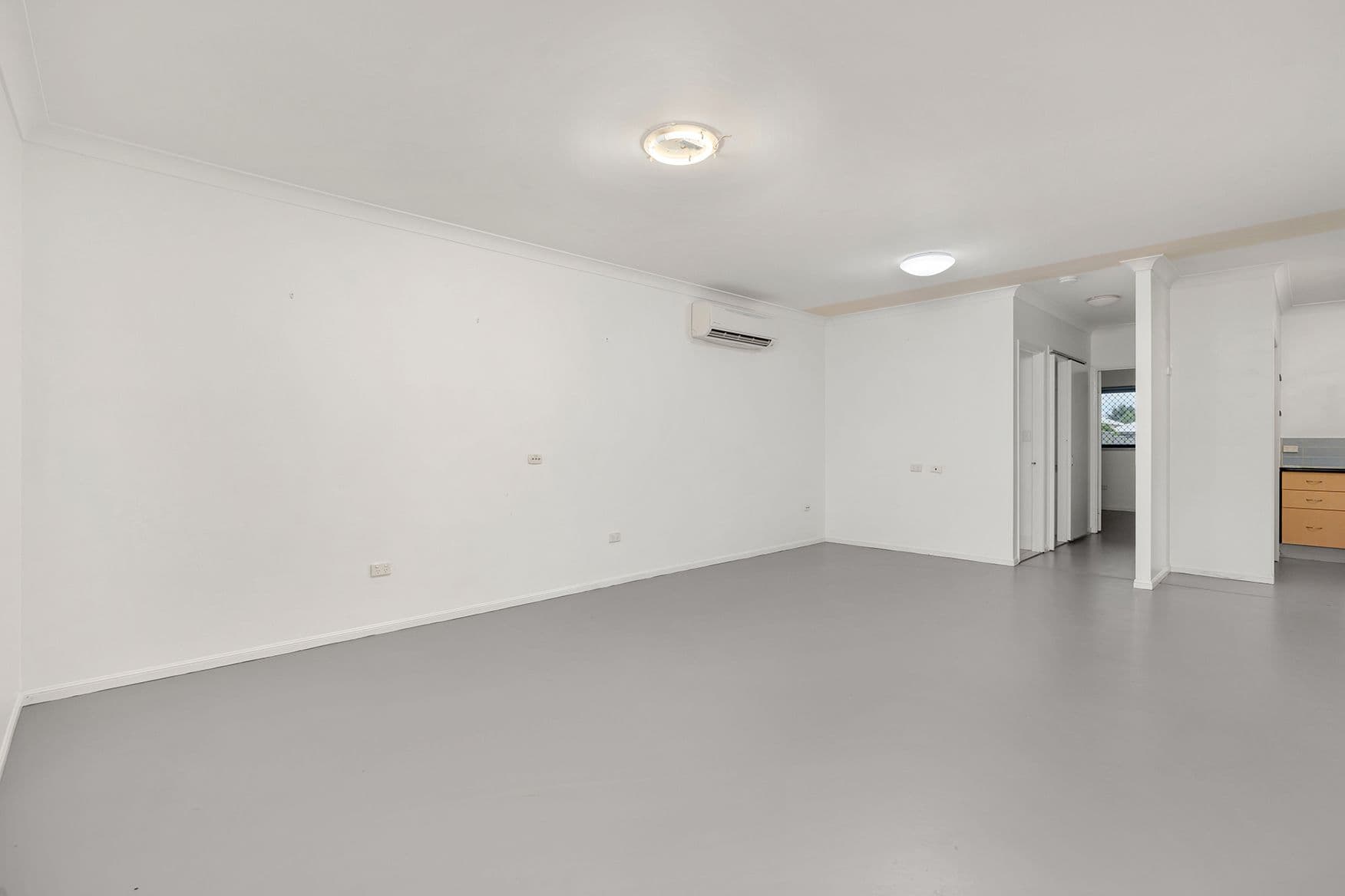 16 Birch Drive, Emerald QLD 4720, Emerald - Thumbnail 5