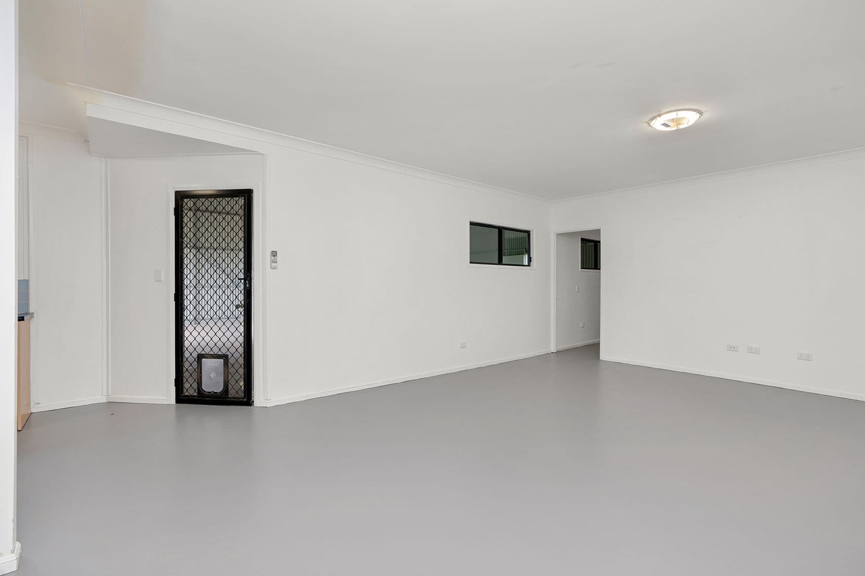 16 Birch Drive, Emerald QLD 4720, Emerald - Thumbnail 7