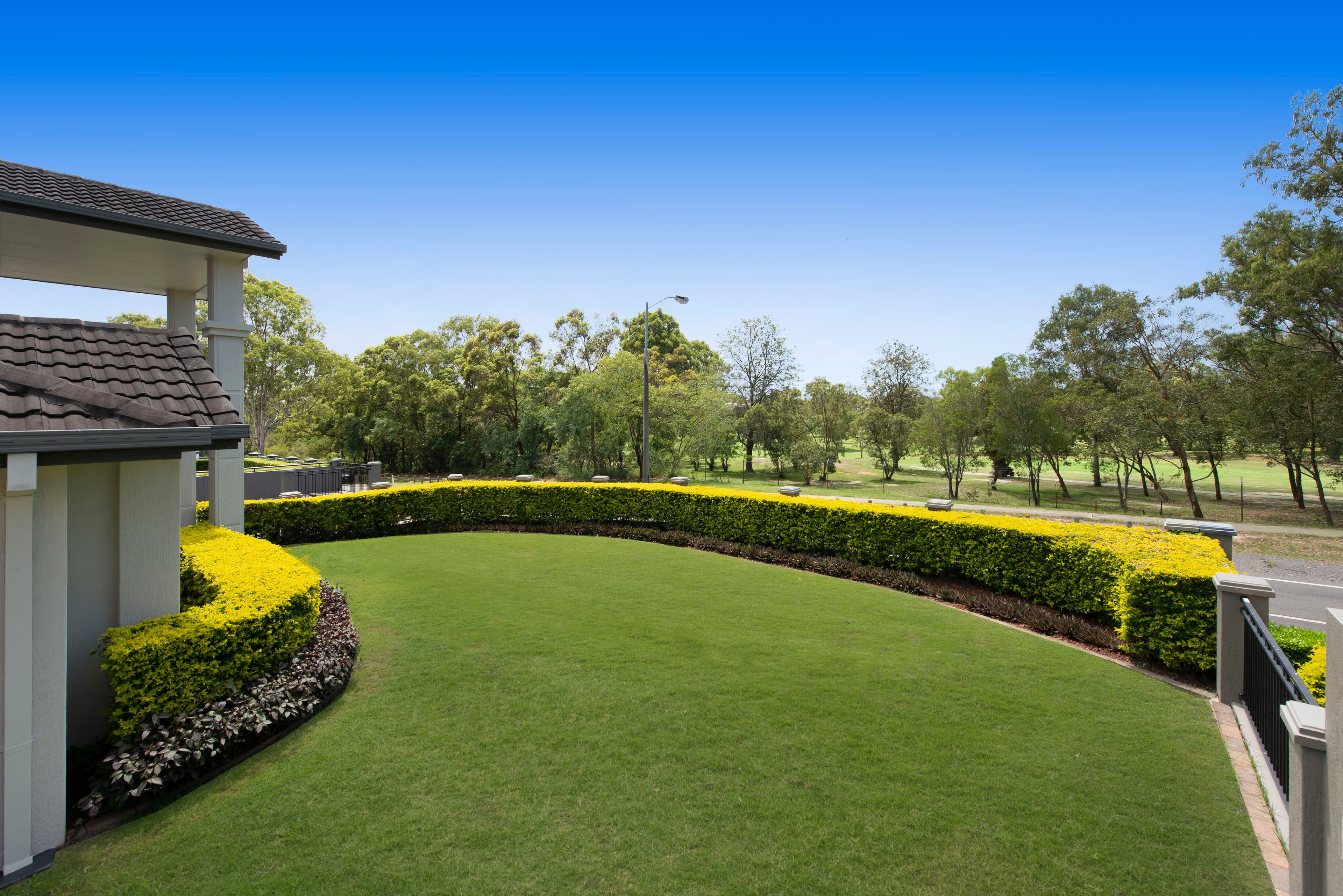 445 Pine Mountain Road, Carindale QLD 4152, Carindale - Thumbnail 2