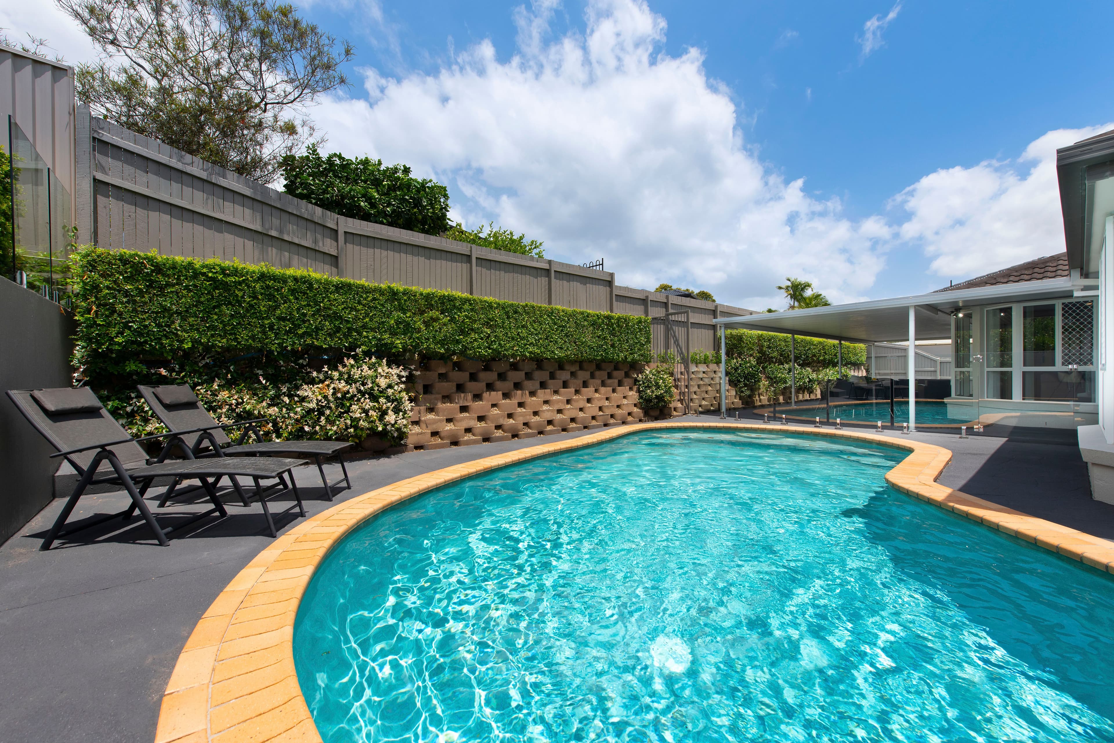 445 Pine Mountain Road, Carindale QLD 4152, Carindale - Thumbnail 3