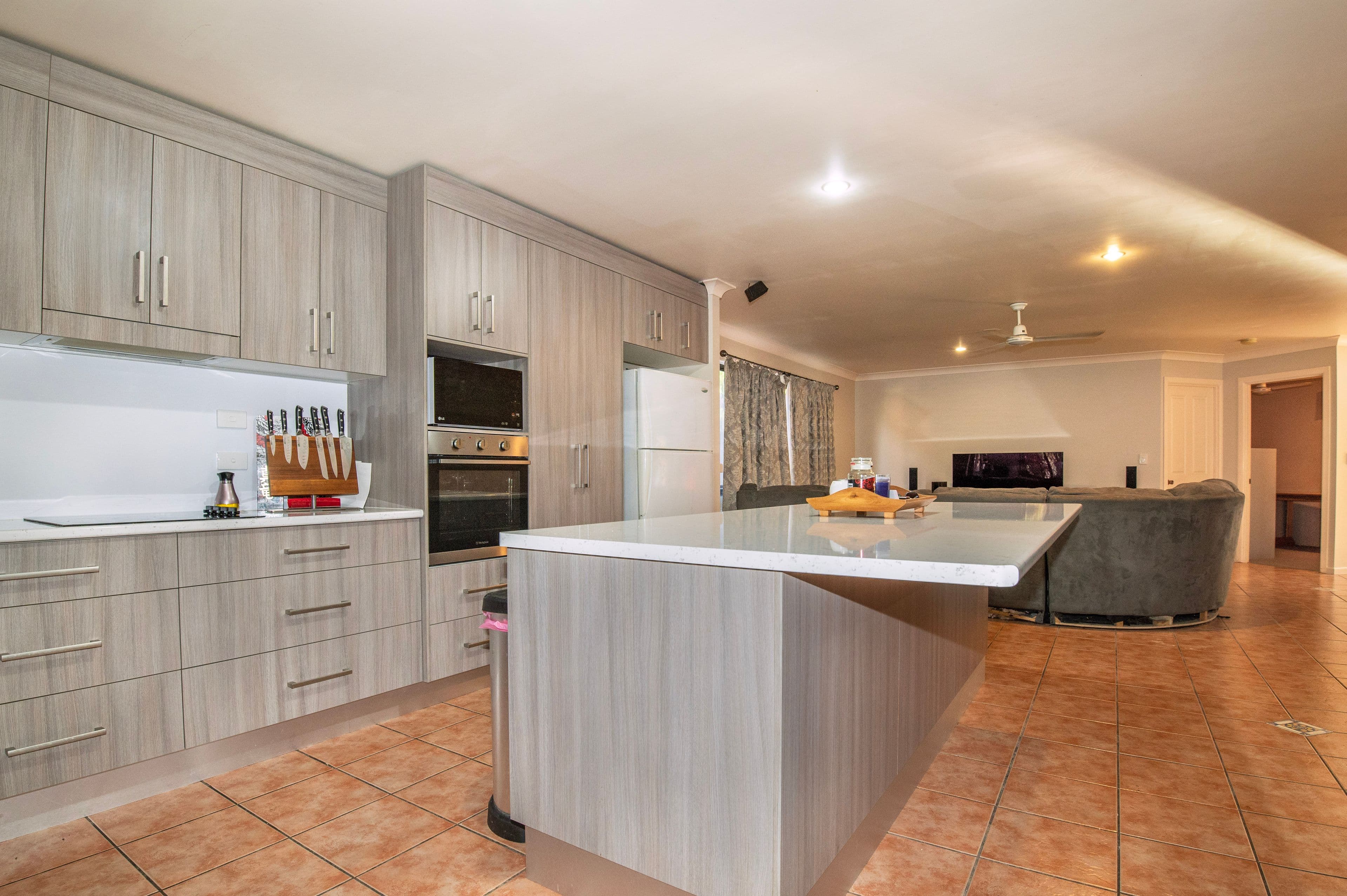 3 Ebony Way, Biloela QLD 4715, Biloela - Thumbnail 2