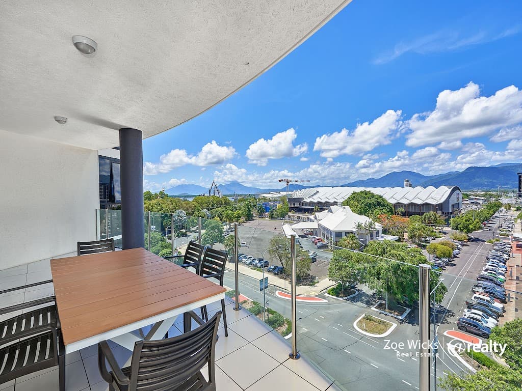701/2-4 Lake Street, Cairns City, QLD, 4870, Cairns City - Thumbnail 4