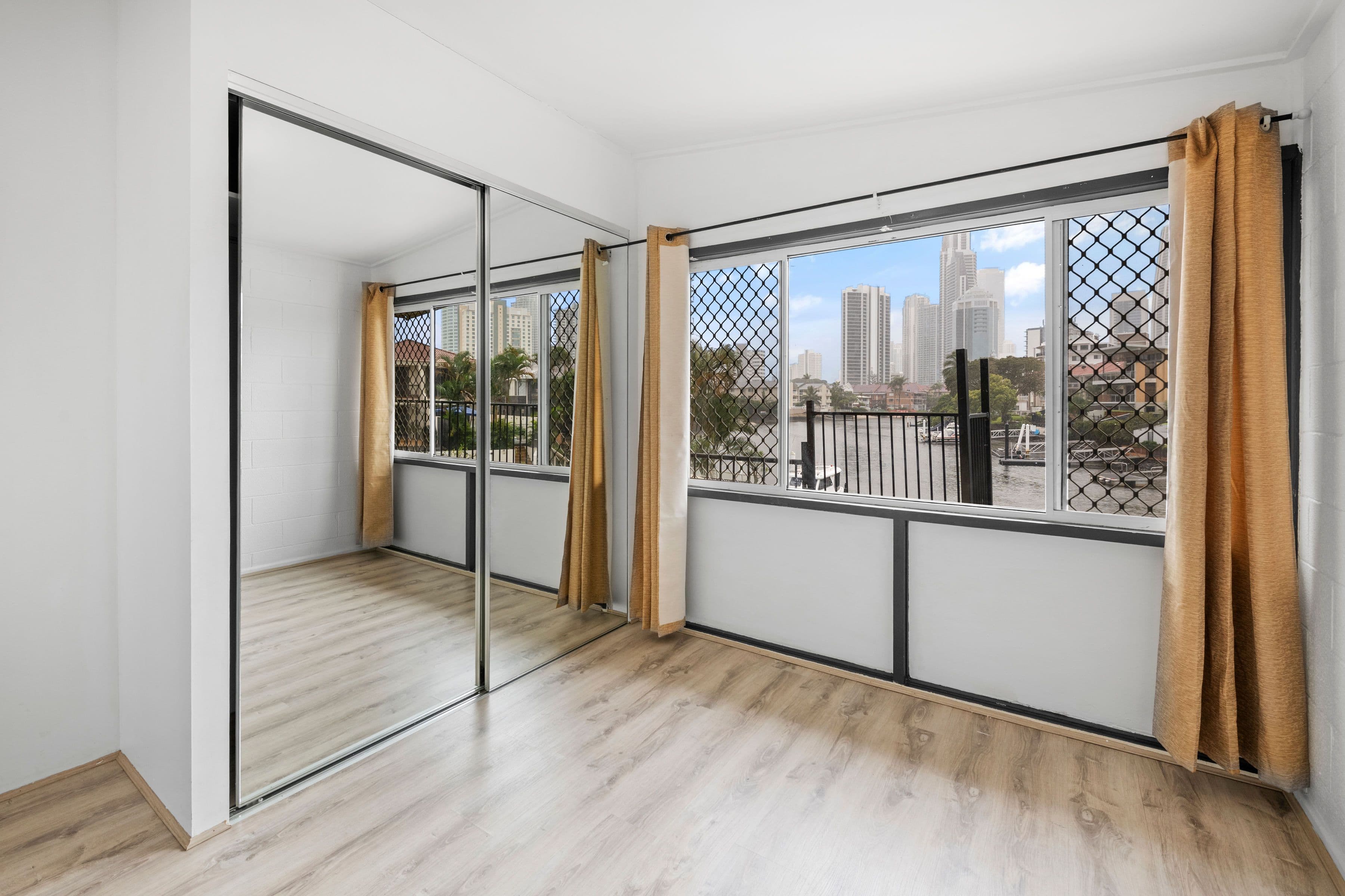 5 Holborow Close, Surfers Paradise QLD 4217, Surfers Paradise - Thumbnail 8