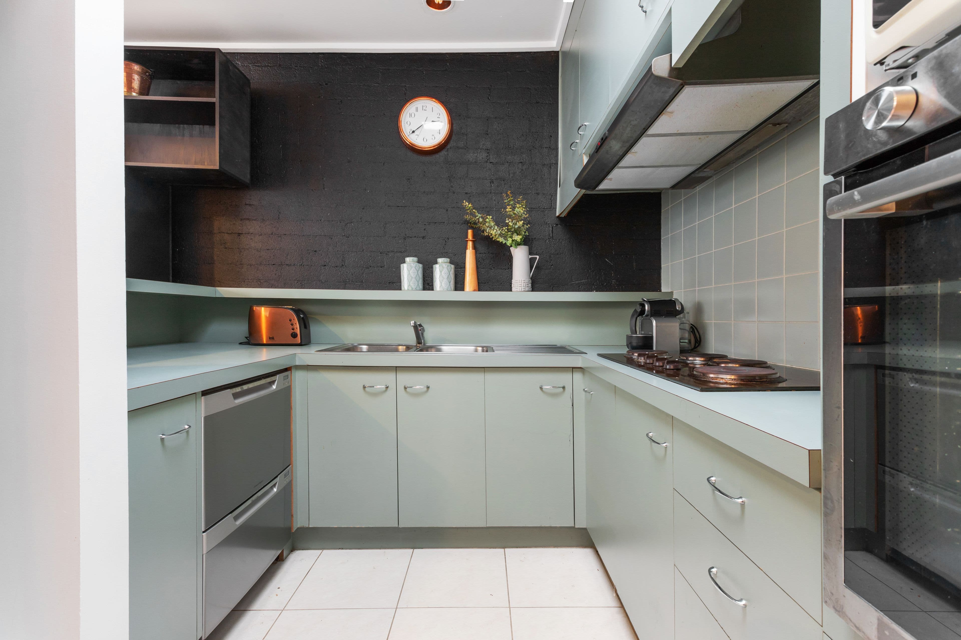111 LINCOLN Road, Croydon VIC 3136, Croydon - Thumbnail 2