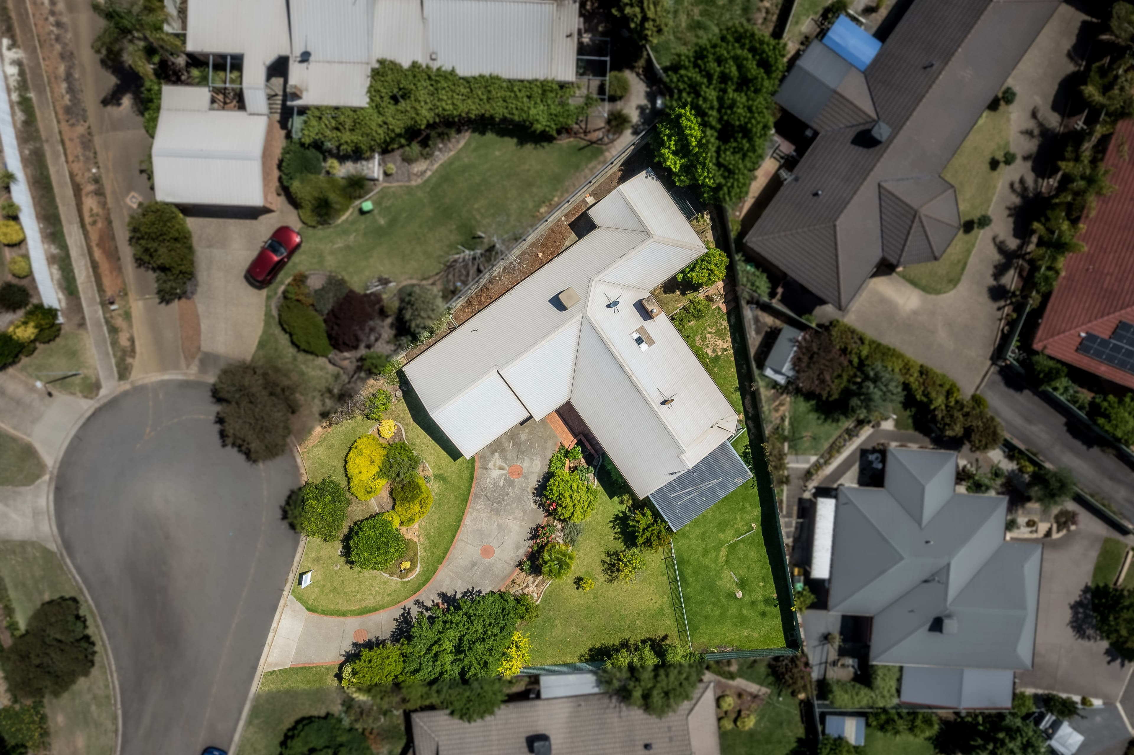 24 Hamilton Valley Court, Lavington NSW 2641, Lavington - Thumbnail 2