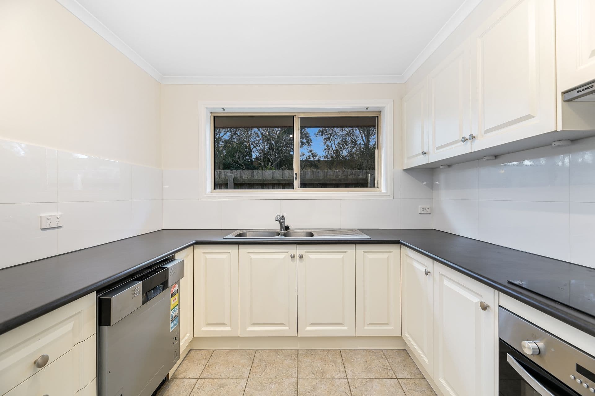 61 Cheviot Avenue, Berwick VIC 3806, Berwick - Thumbnail 6