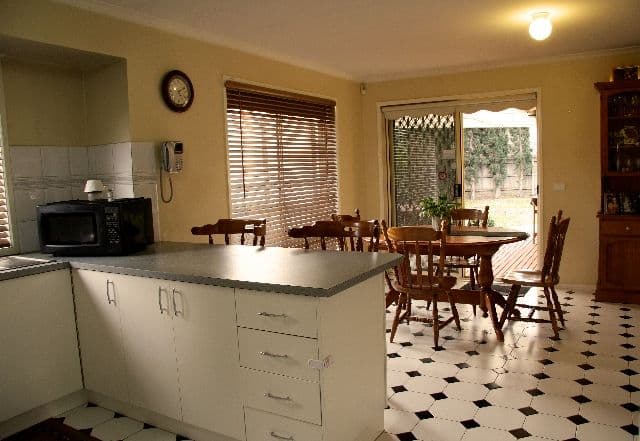 2 Kalman Road, EPPING VIC 3076, Epping - Thumbnail 4