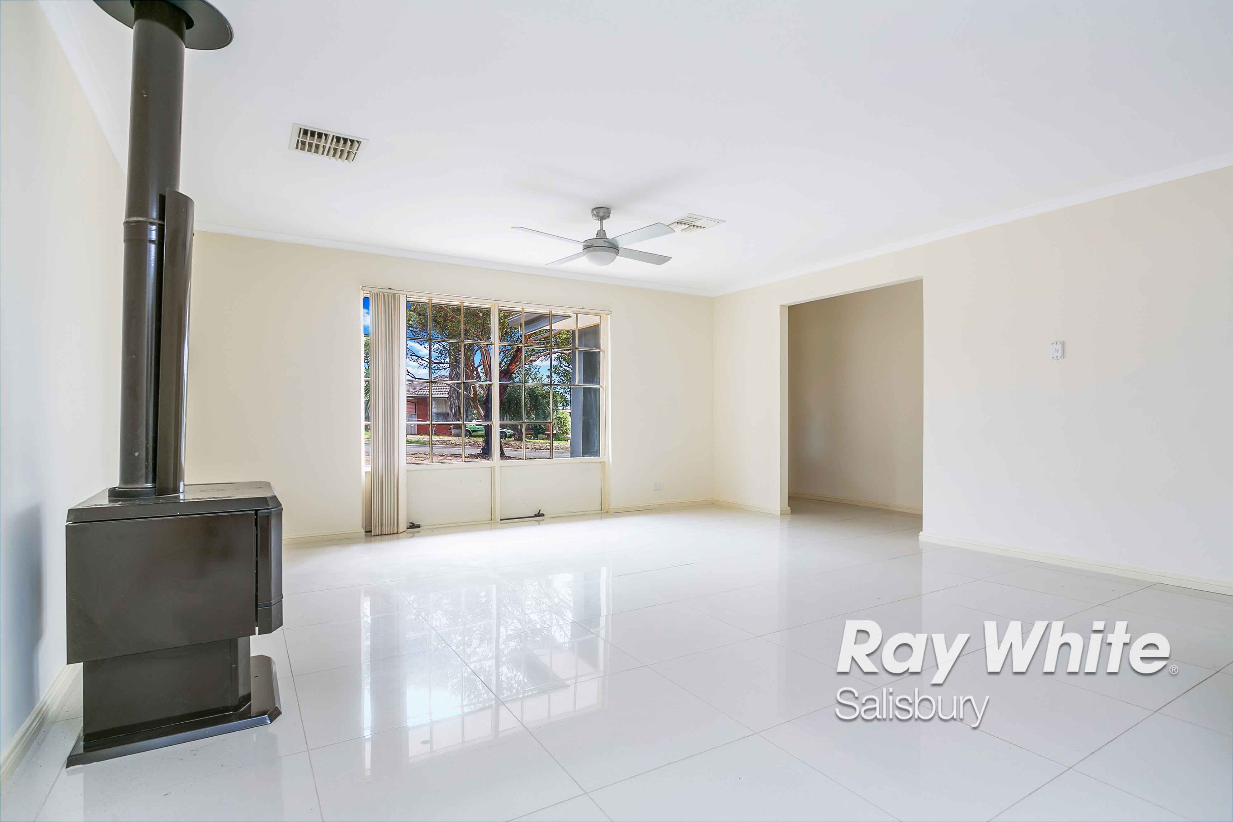 13 Sea View Road, Para Hills SA 5096, Para Hills - Thumbnail 2