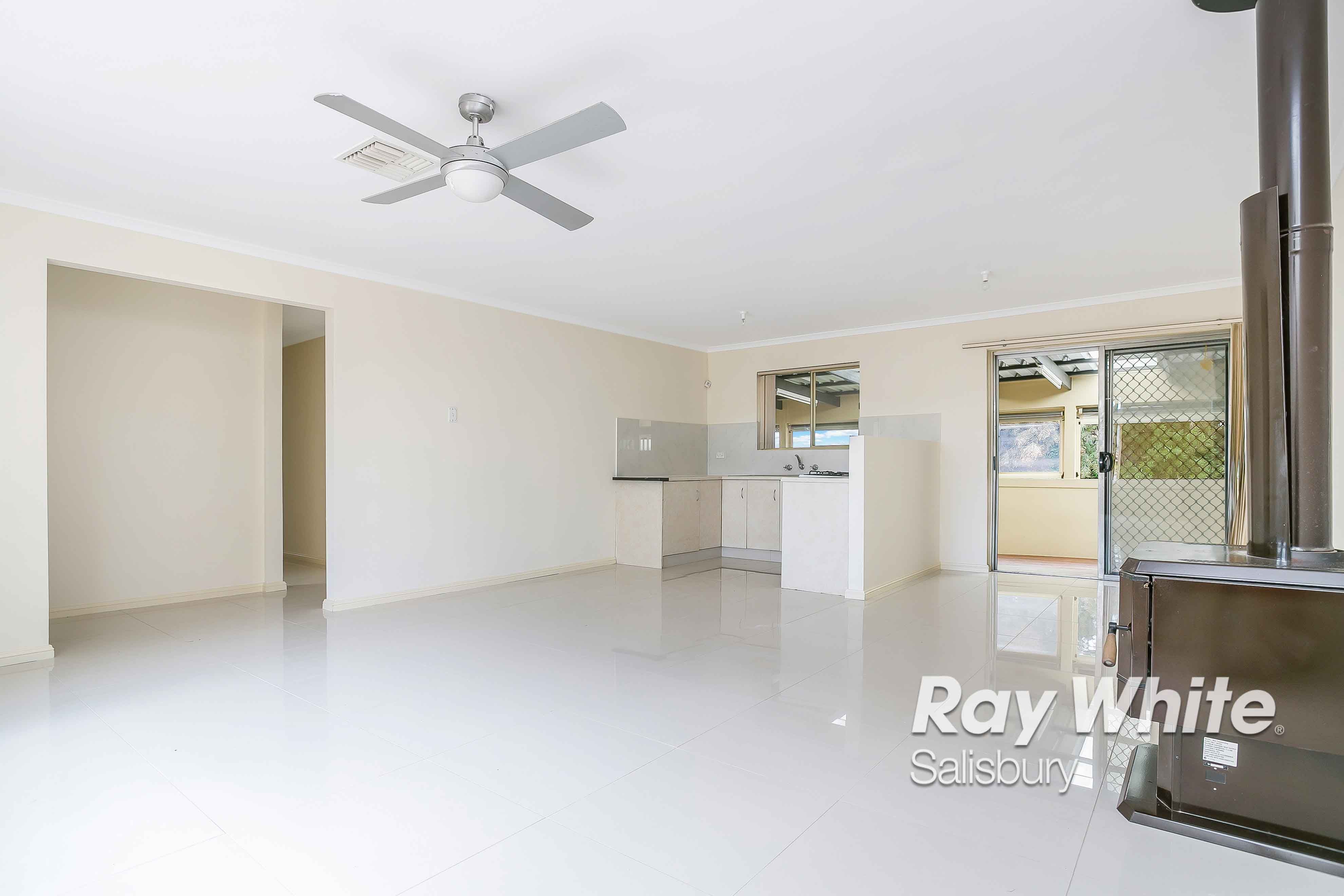 13 Sea View Road, Para Hills SA 5096, Para Hills - Thumbnail 3
