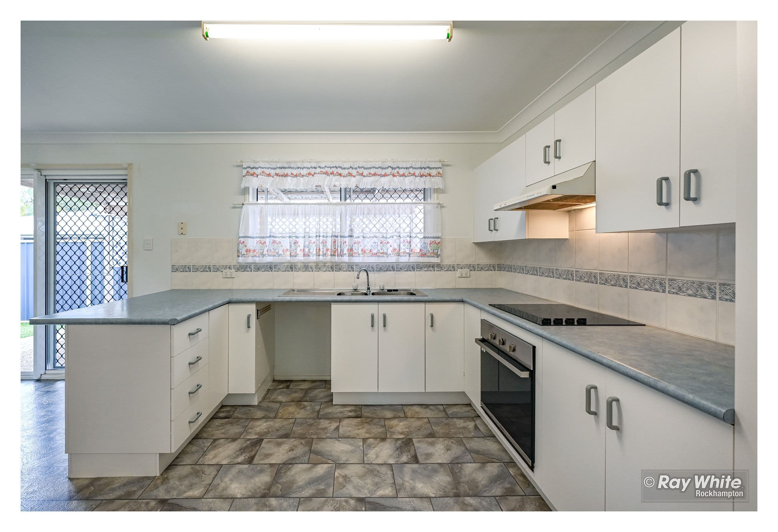 24 - 26 Ashgrove Crescent, Taranganba QLD 4703, Taranganba - Thumbnail 5