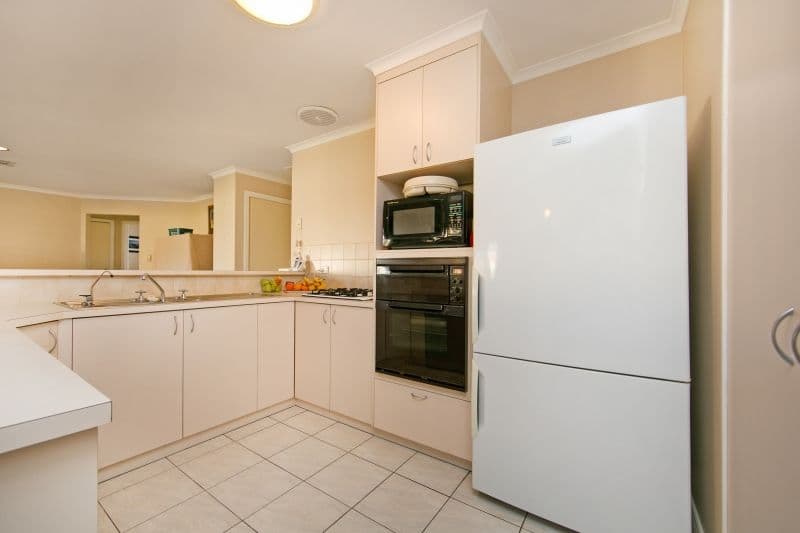 4 Hughes Street, ANDREWS FARM SA 5114, Andrews Farm - Thumbnail 8