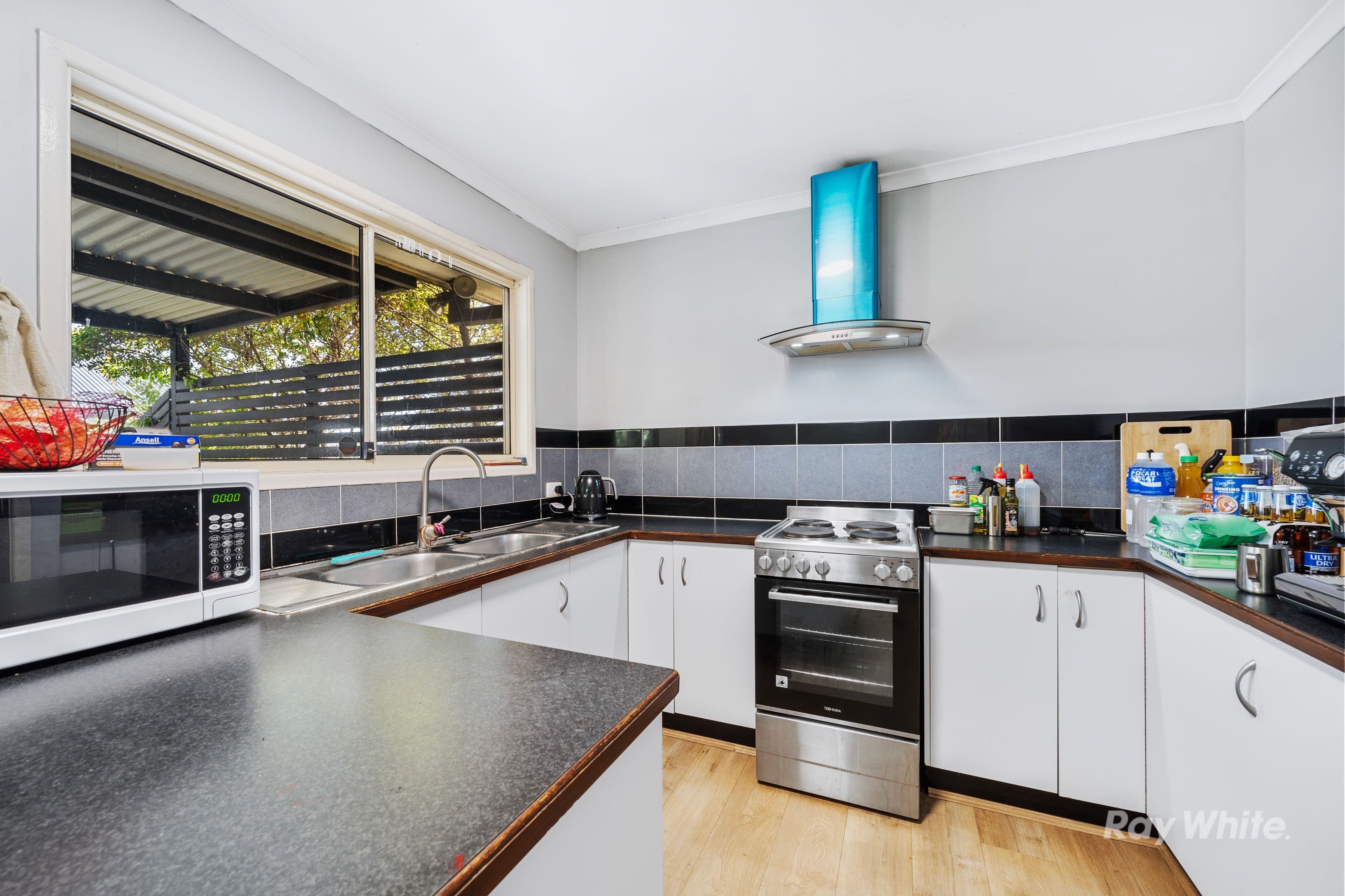 4 Endeavour Parade, Eagleby QLD 4207, Eagleby - Thumbnail 3