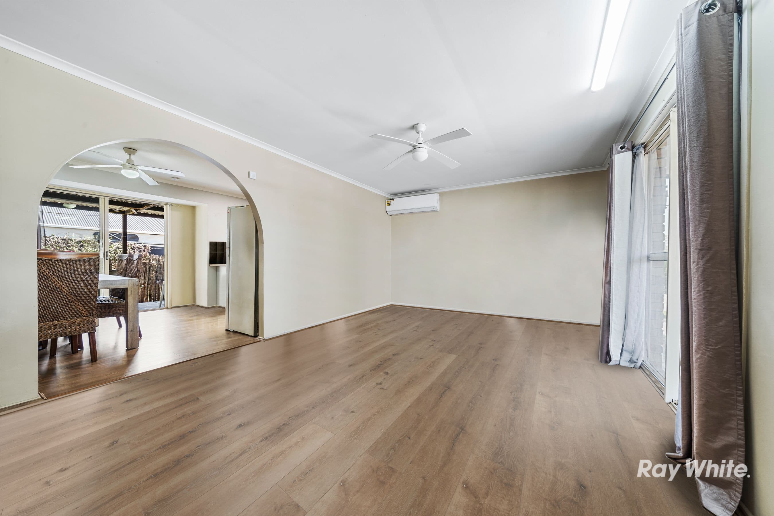 4 Endeavour Parade, Eagleby QLD 4207, Eagleby - Thumbnail 5