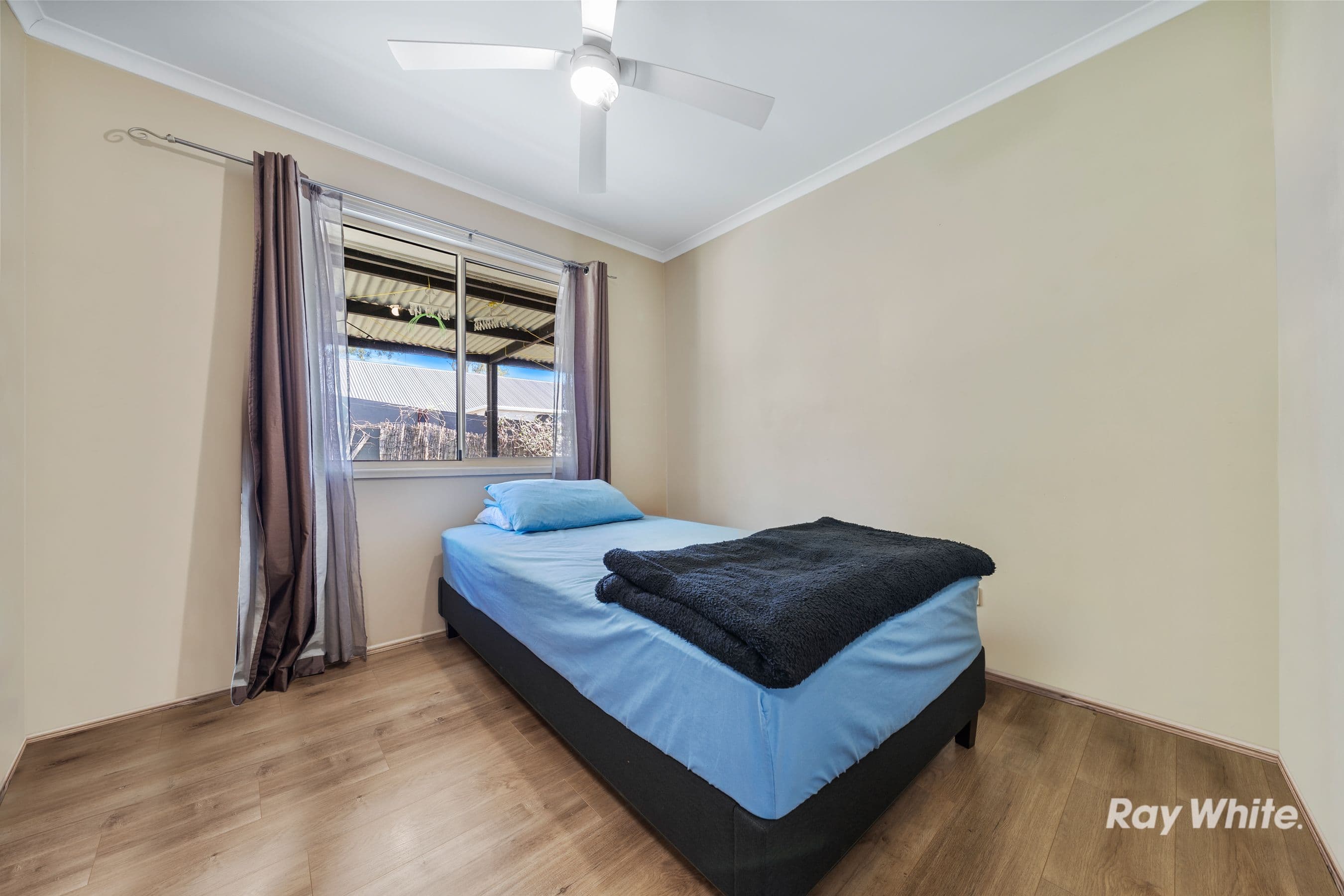 4 Endeavour Parade, Eagleby QLD 4207, Eagleby - Thumbnail 7
