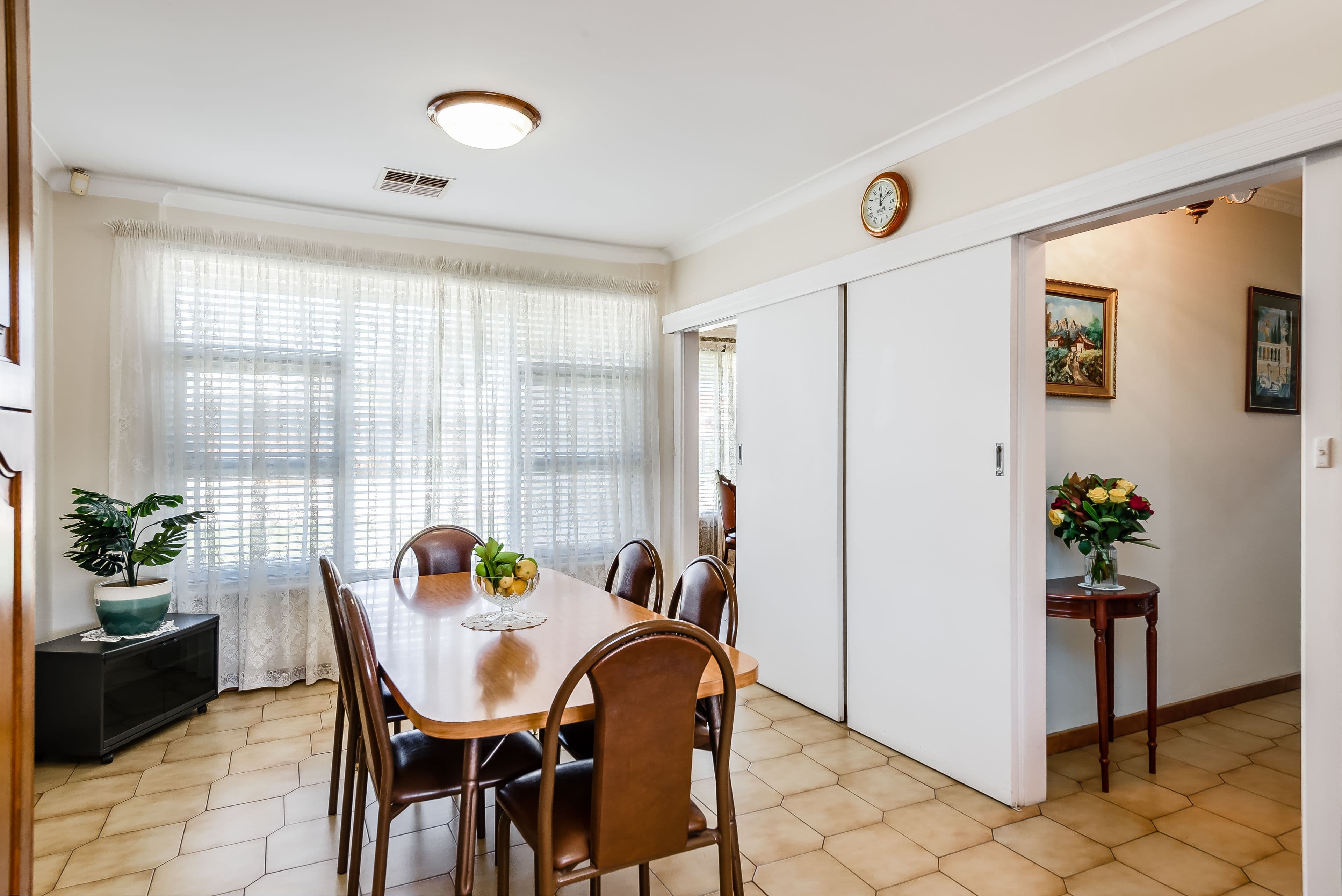 33 Mitchell Street East, Seaton SA 5023, Seaton - Thumbnail 7