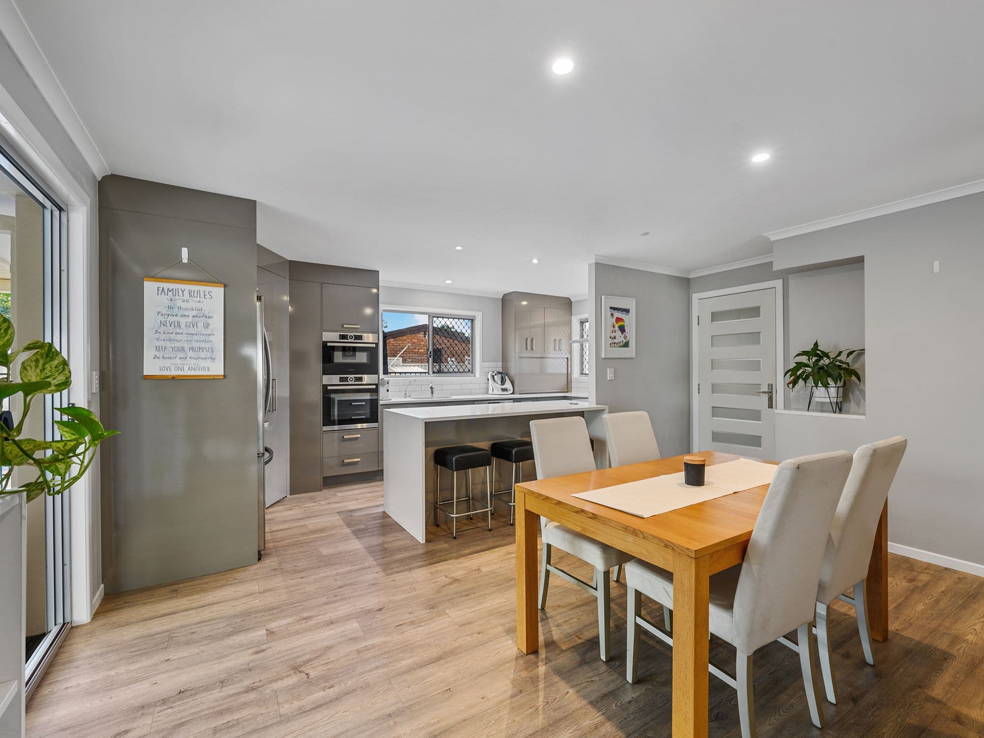 121 Parfrey Road, Rochedale South QLD 4123, Rochedale South - Thumbnail 3