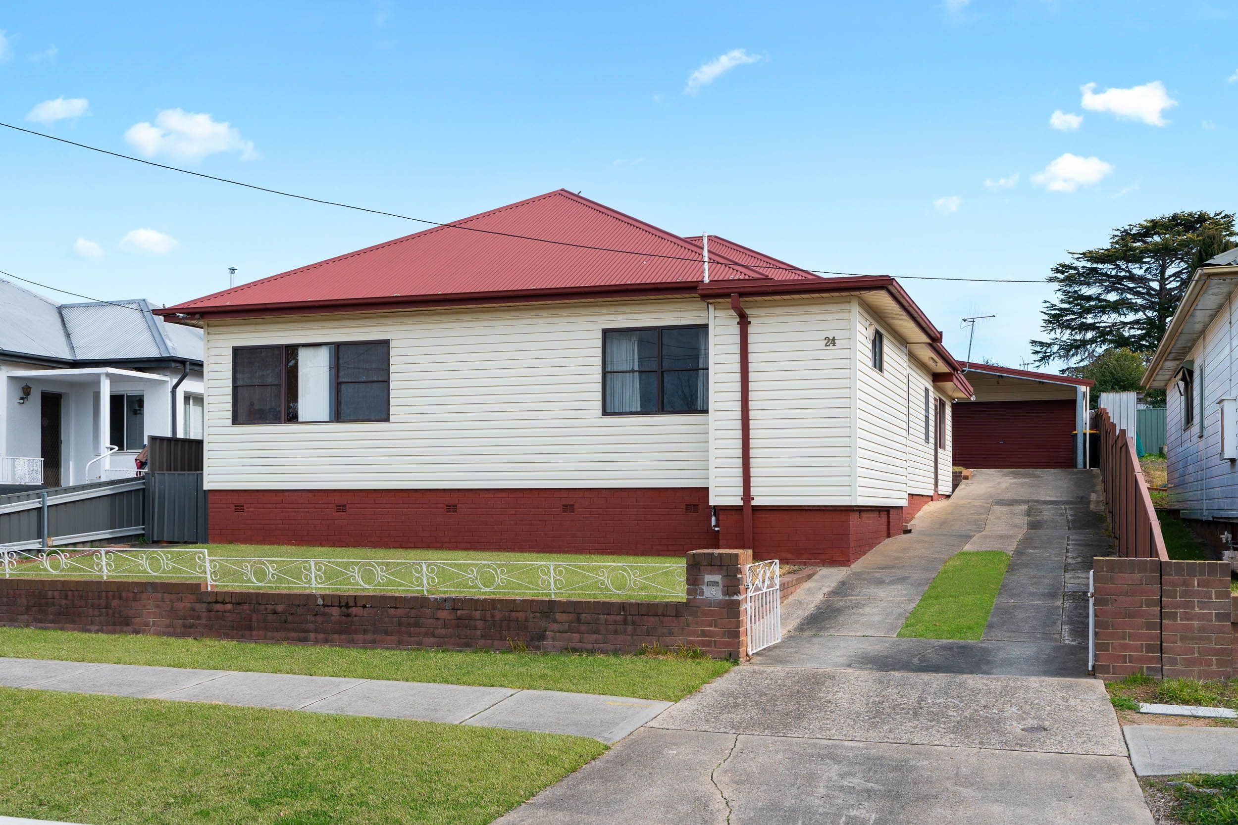 24 Robinson Street, Goulburn NSW 2580, Goulburn - Image 1