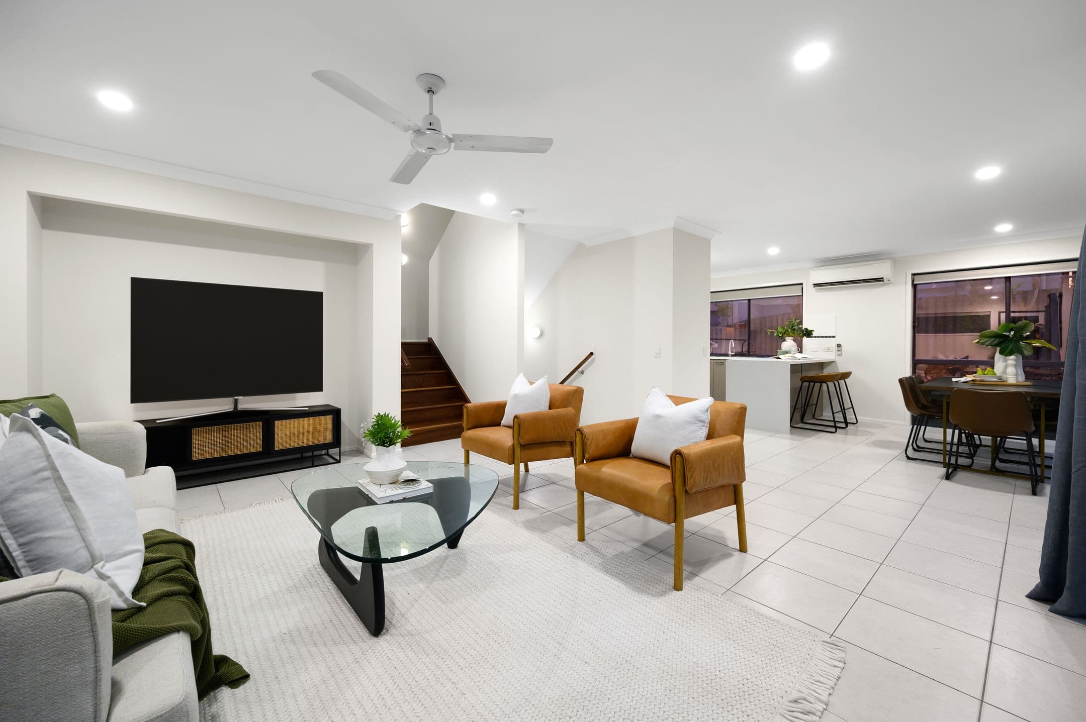 52 Silver Dawn Crescent, Oxenford QLD 4210, Oxenford - Thumbnail 7