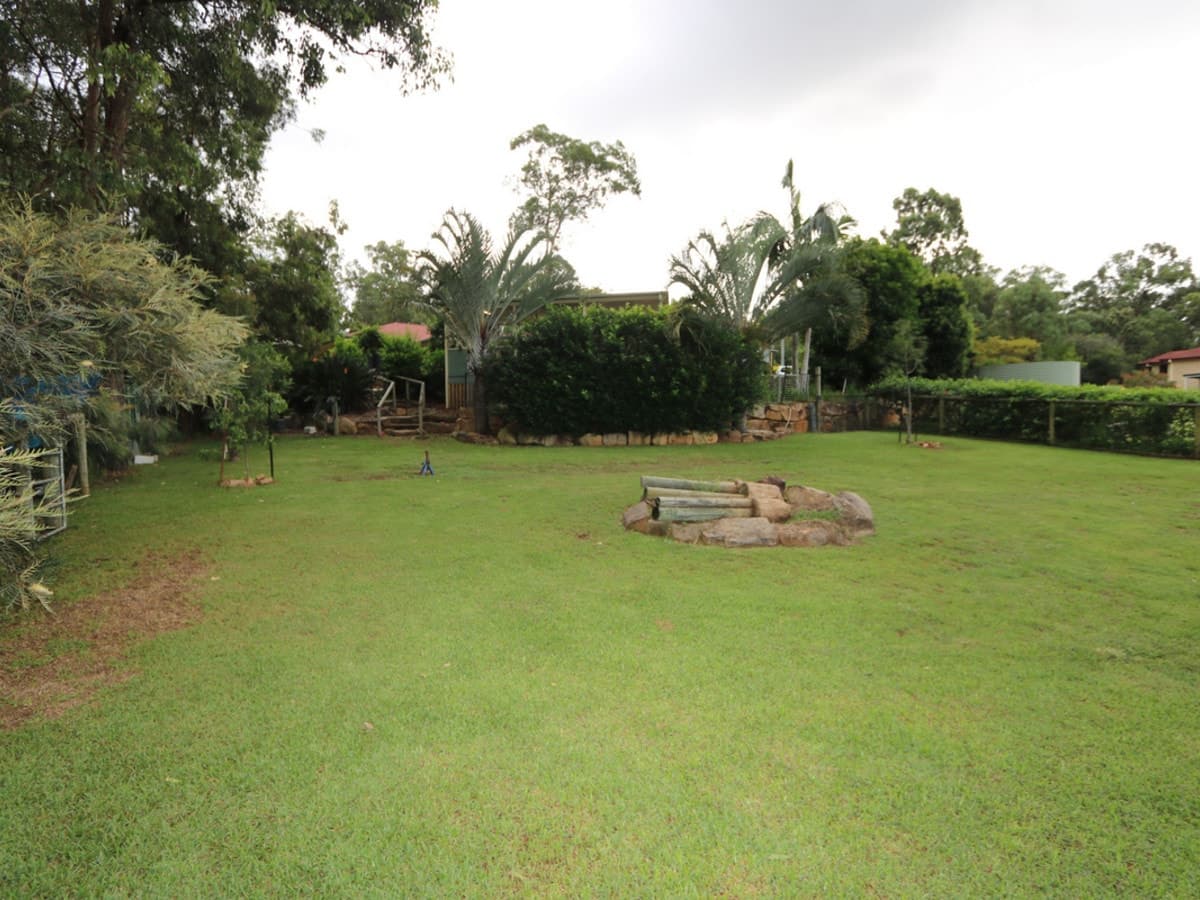 4 Pringle Place, Pine Mountain QLD 4306, Pine Mountain - Thumbnail 3