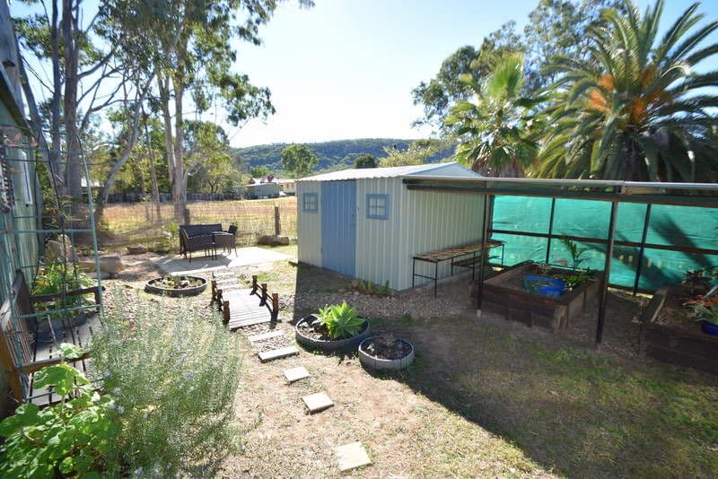 35 Ann Street, Esk QLD 4312, Esk - Thumbnail 3