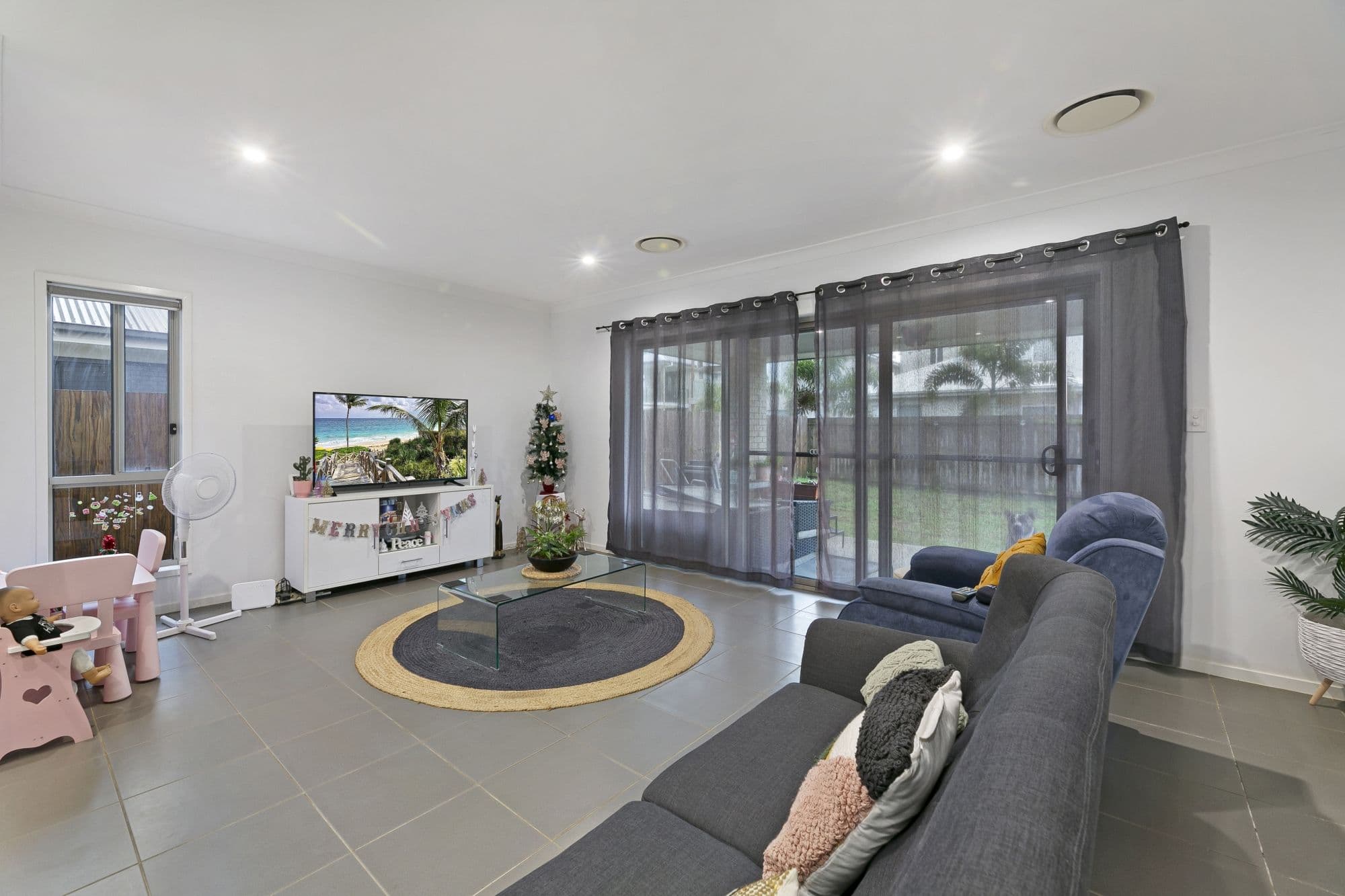 67 Harbour Rise, Hope Island QLD 4212, Hope Island - Thumbnail 3