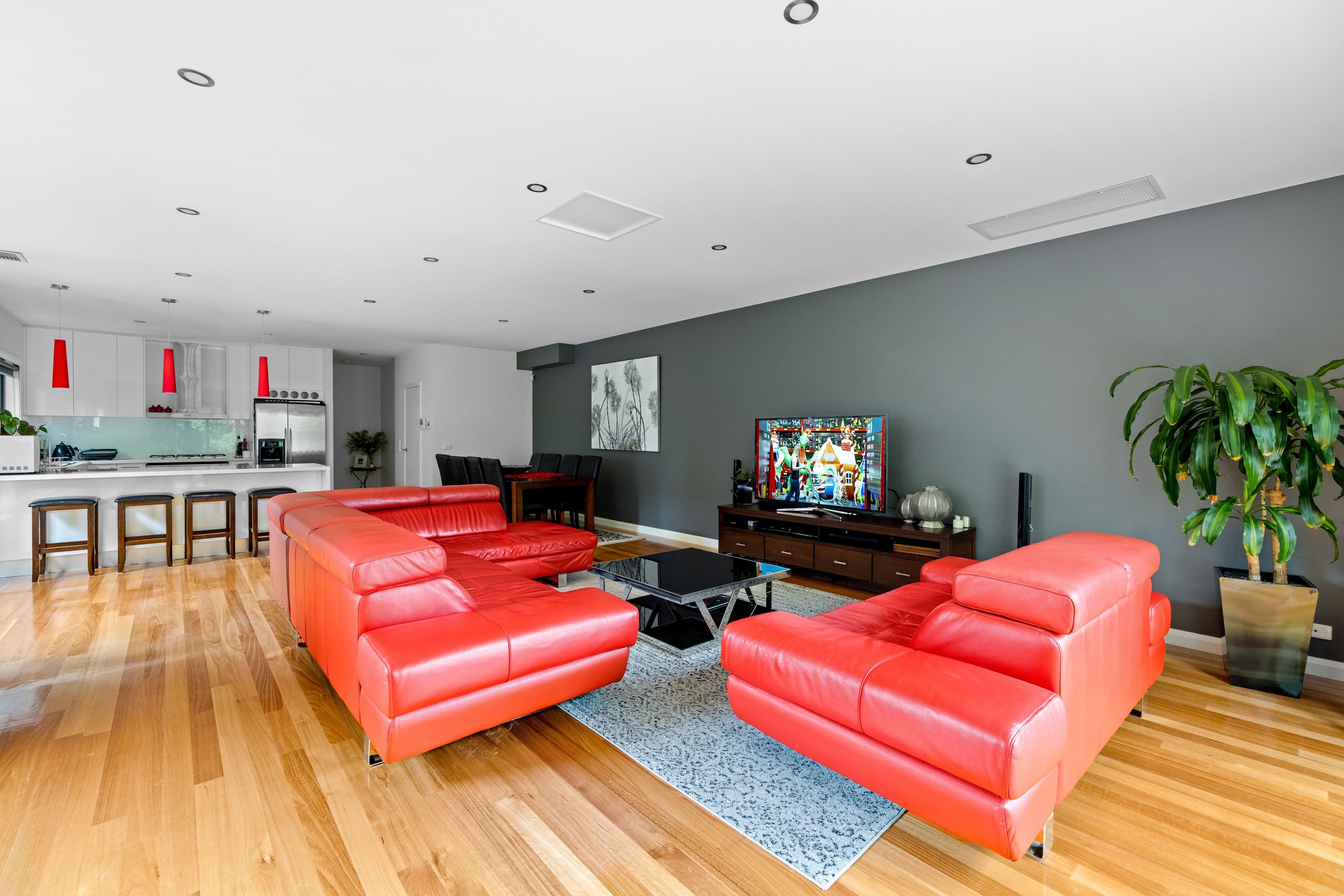 8 Sim Crescent, Glenroy VIC 3046, Glenroy - Thumbnail 5