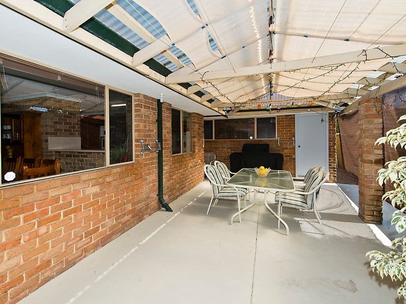 30 Hickory Drive, Thornlie WA 6108, Thornlie - Thumbnail 3