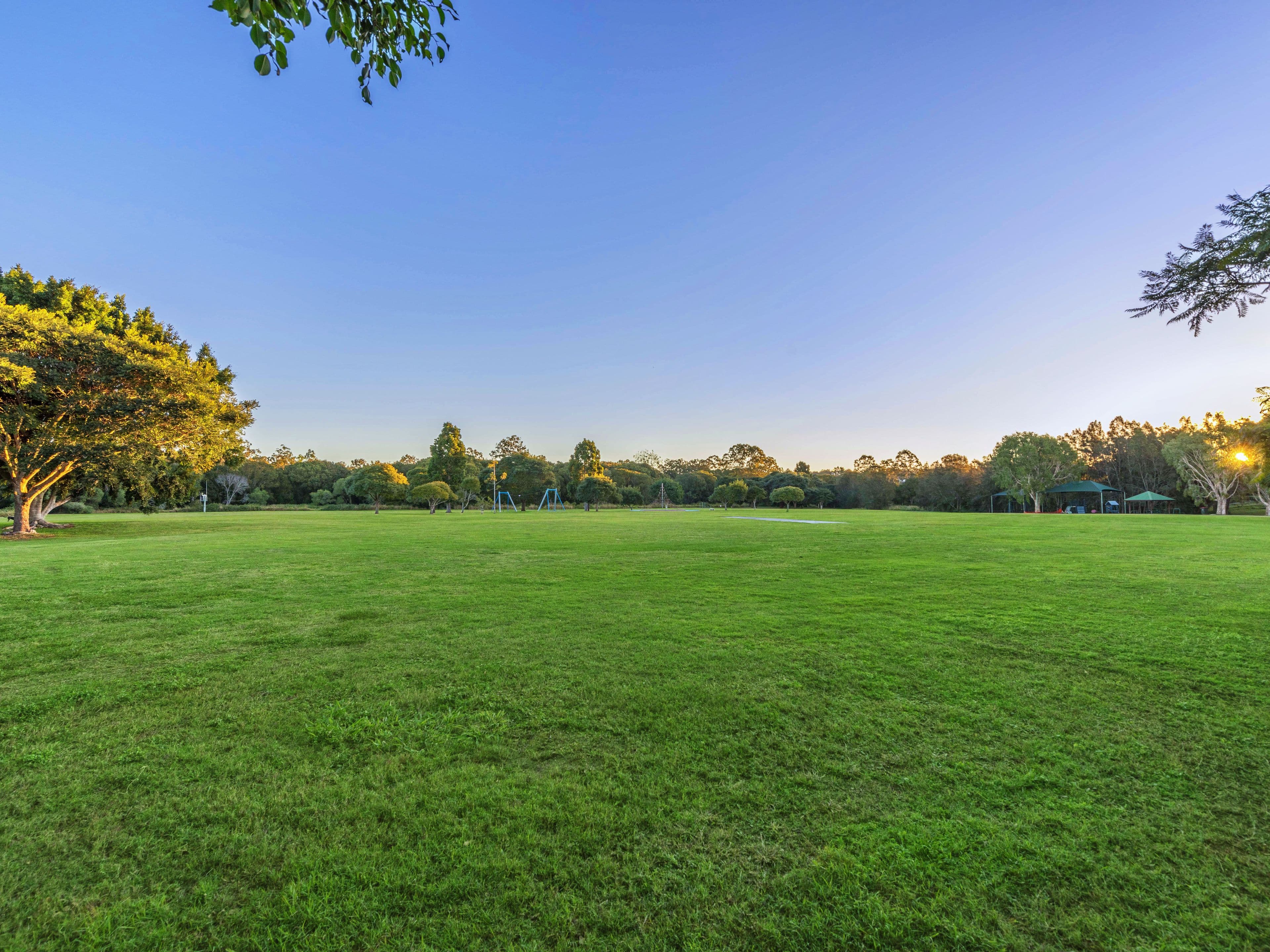17 Piccadilly Place, Carindale QLD 4152, Carindale - Thumbnail 4