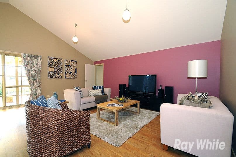 14 Richard Court, Rowville VIC 3178, Rowville - Thumbnail 3