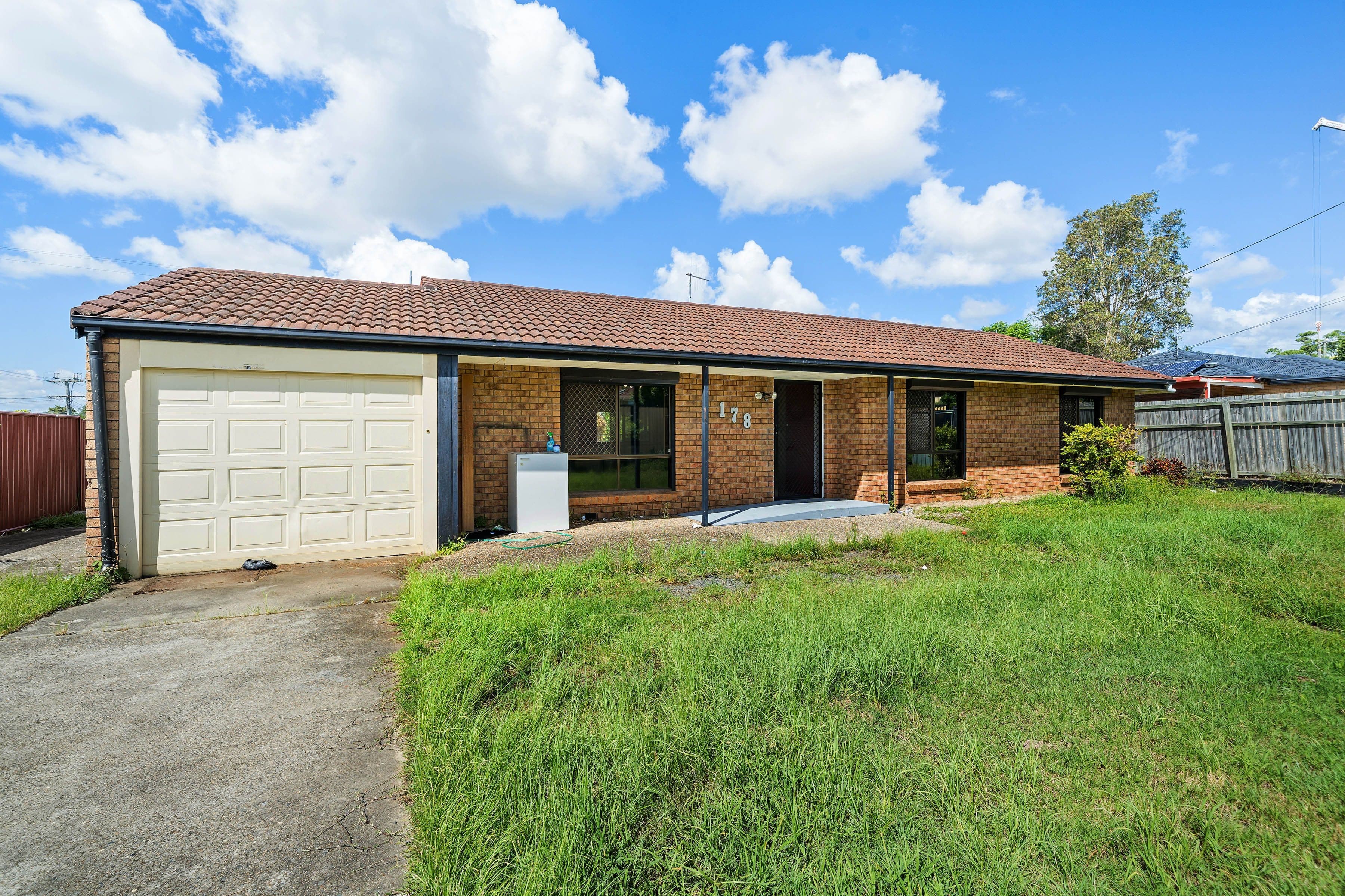 178 Mount Warren Boulevard, Mount Warren Park QLD 4207, Mount Warren Park - Thumbnail 2