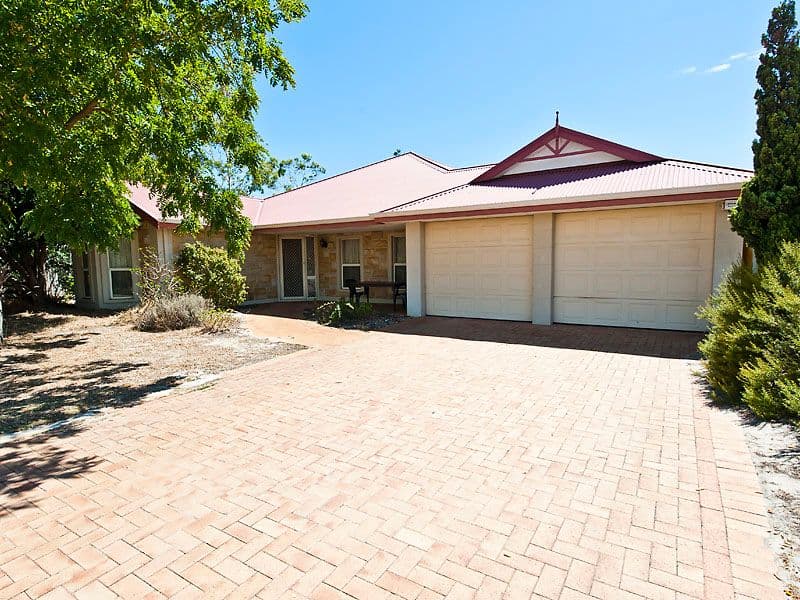 9 Rosewood Lane, THORNLIE WA 6108, Thornlie - Image 1