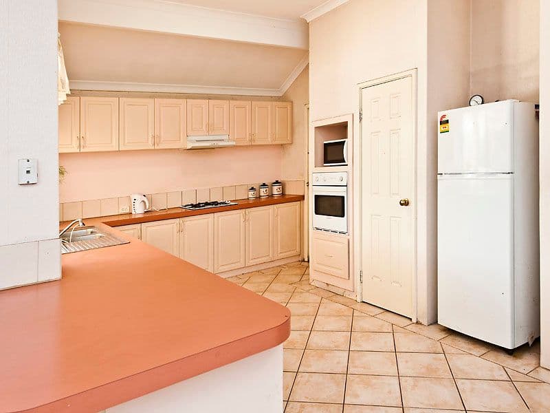 9 Rosewood Lane, THORNLIE WA 6108, Thornlie - Thumbnail 4