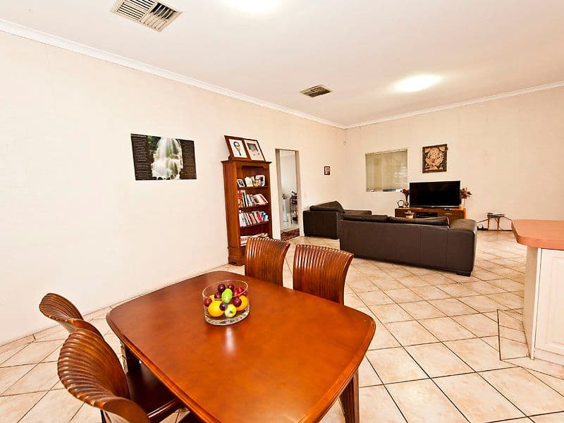 9 Rosewood Lane, THORNLIE WA 6108, Thornlie - Thumbnail 8