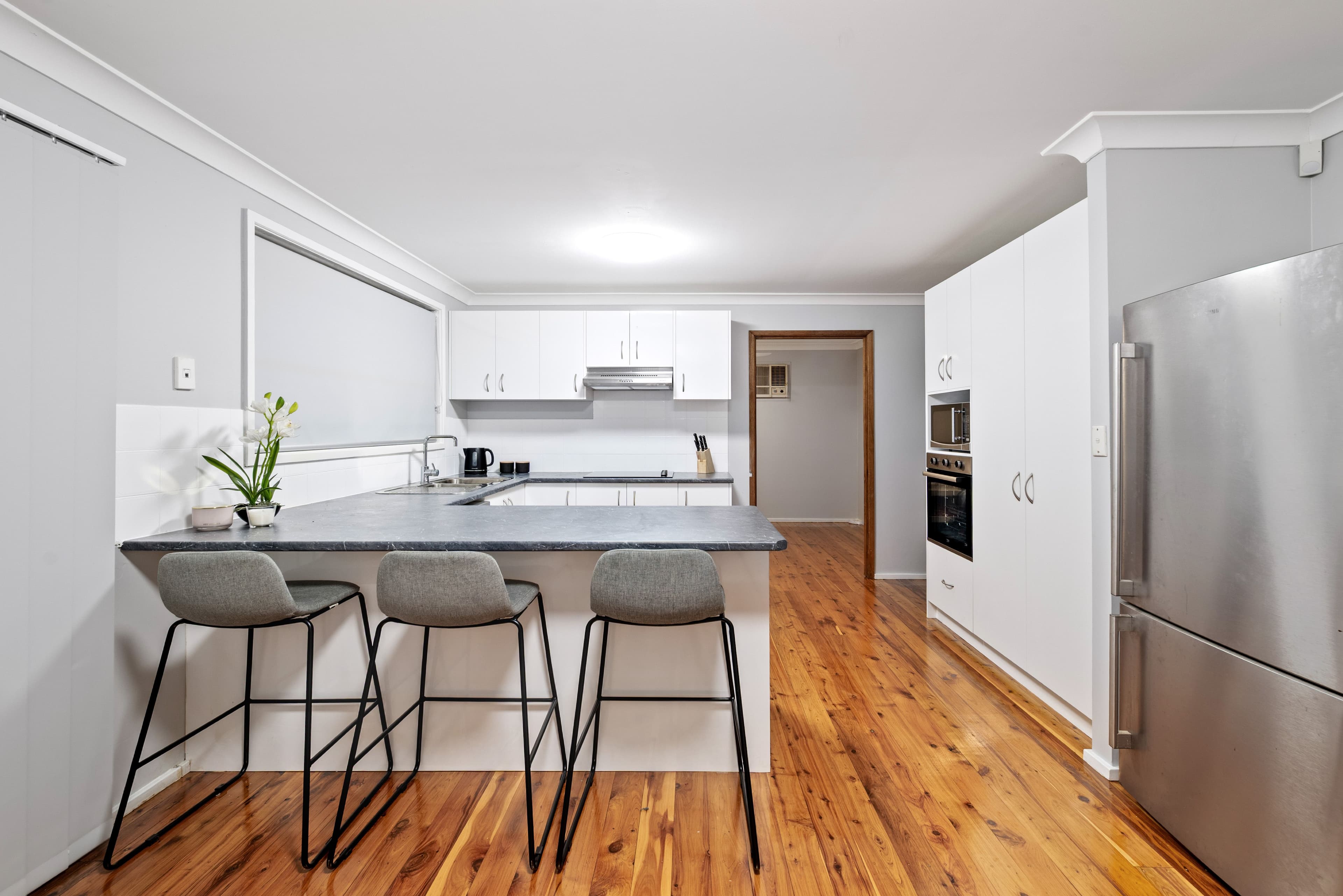 11 Braemar Avenue, St Andrews NSW 2566, St Andrews - Thumbnail 2