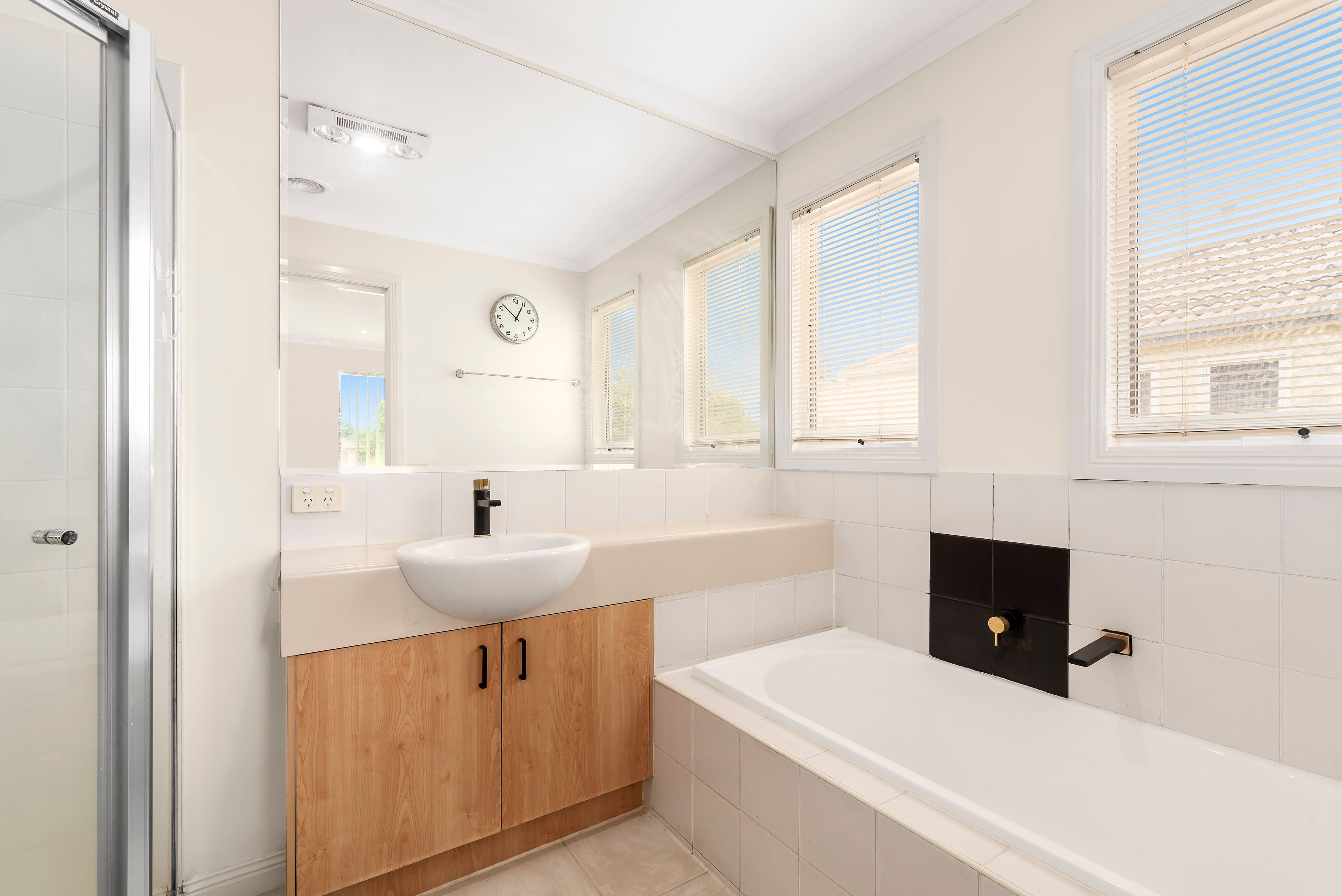 80 Sovereign Manors Crescent, Rowville VIC 3178, Rowville - Thumbnail 6