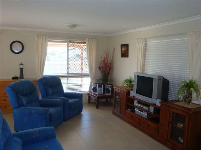 26 Balyata Street, WARANA QLD 4575, Warana - Thumbnail 5