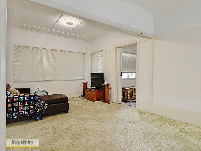 18 Plume Street, REDCLIFFE QLD 4020, Redcliffe - Thumbnail 7