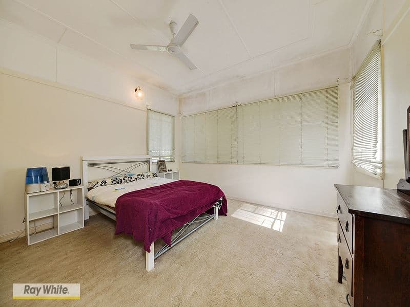 18 Plume Street, REDCLIFFE QLD 4020, Redcliffe - Thumbnail 8