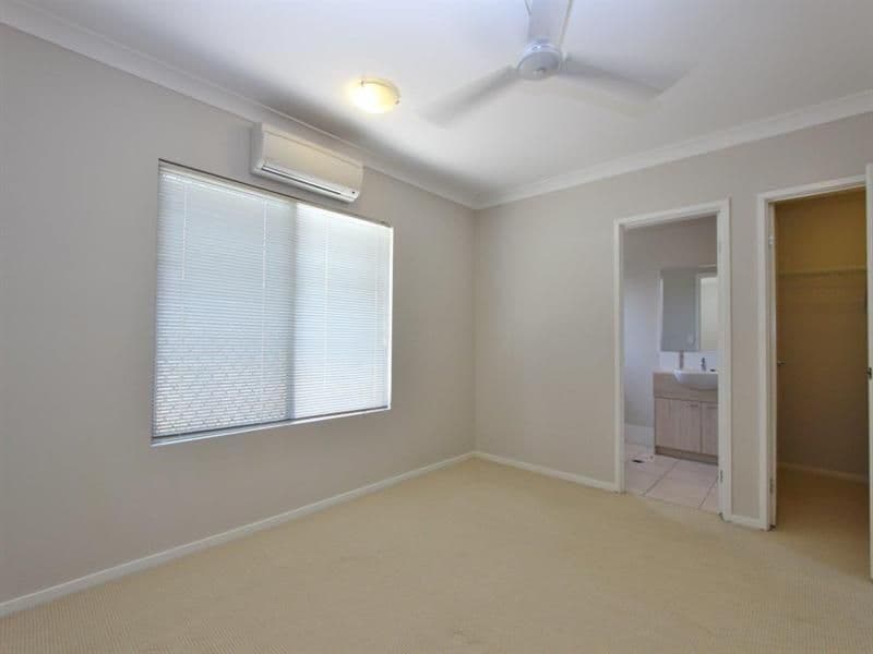 113 Roberts Drive, TRINITY BEACH QLD 4879, Trinity Beach - Thumbnail 5