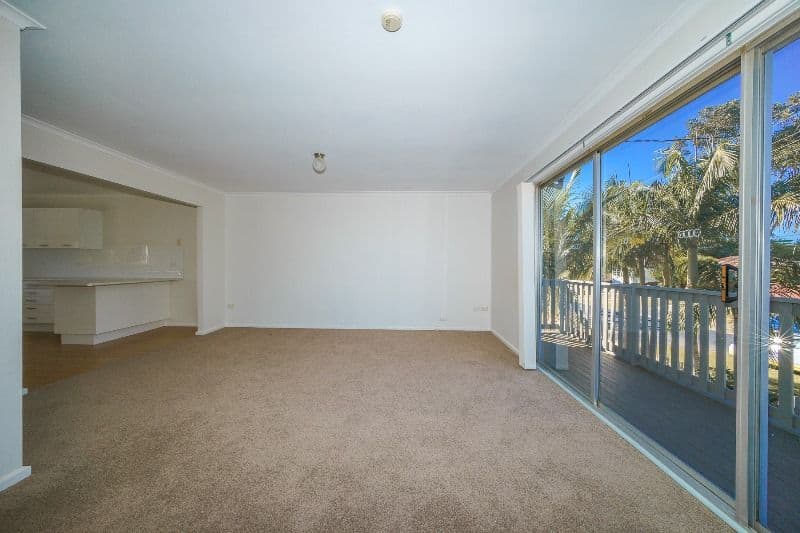 17 Moana Street, WOY WOY NSW 2256, Woy Woy - Thumbnail 7
